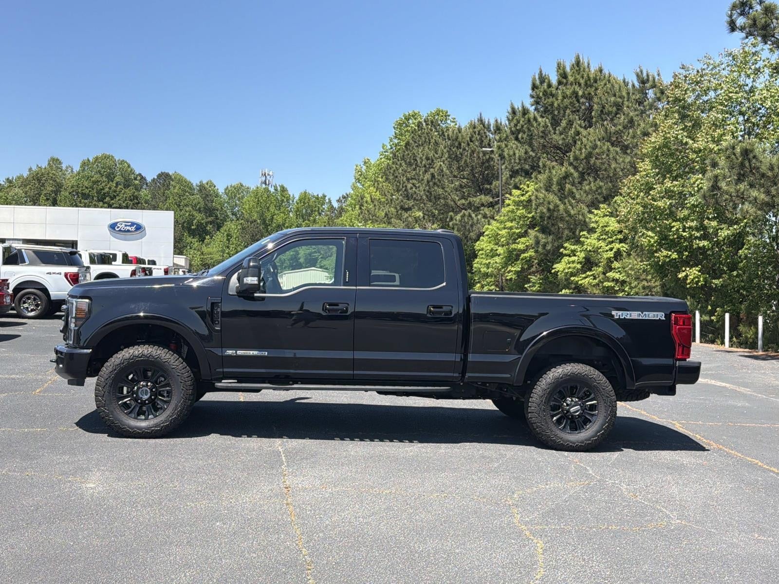 2022 Ford Super Duty F-250 SRW LARIAT