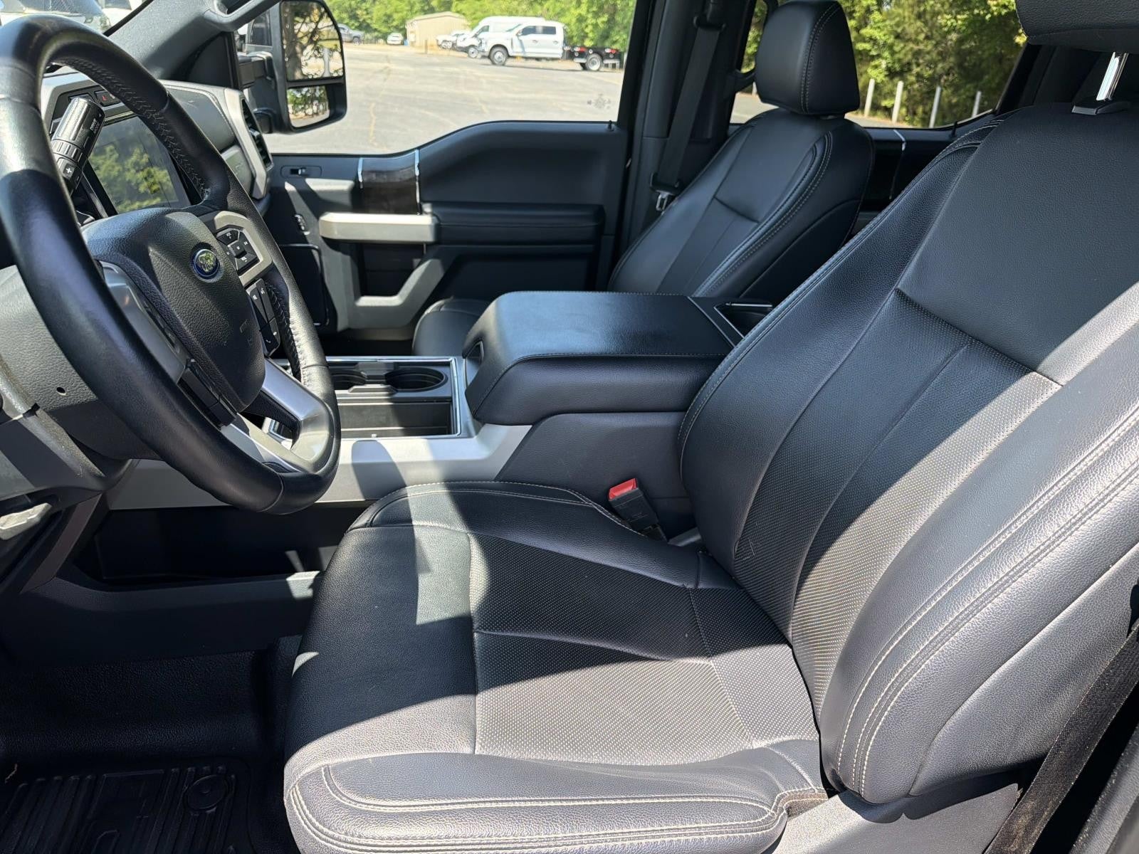 2022 Ford Super Duty F-250 SRW LARIAT