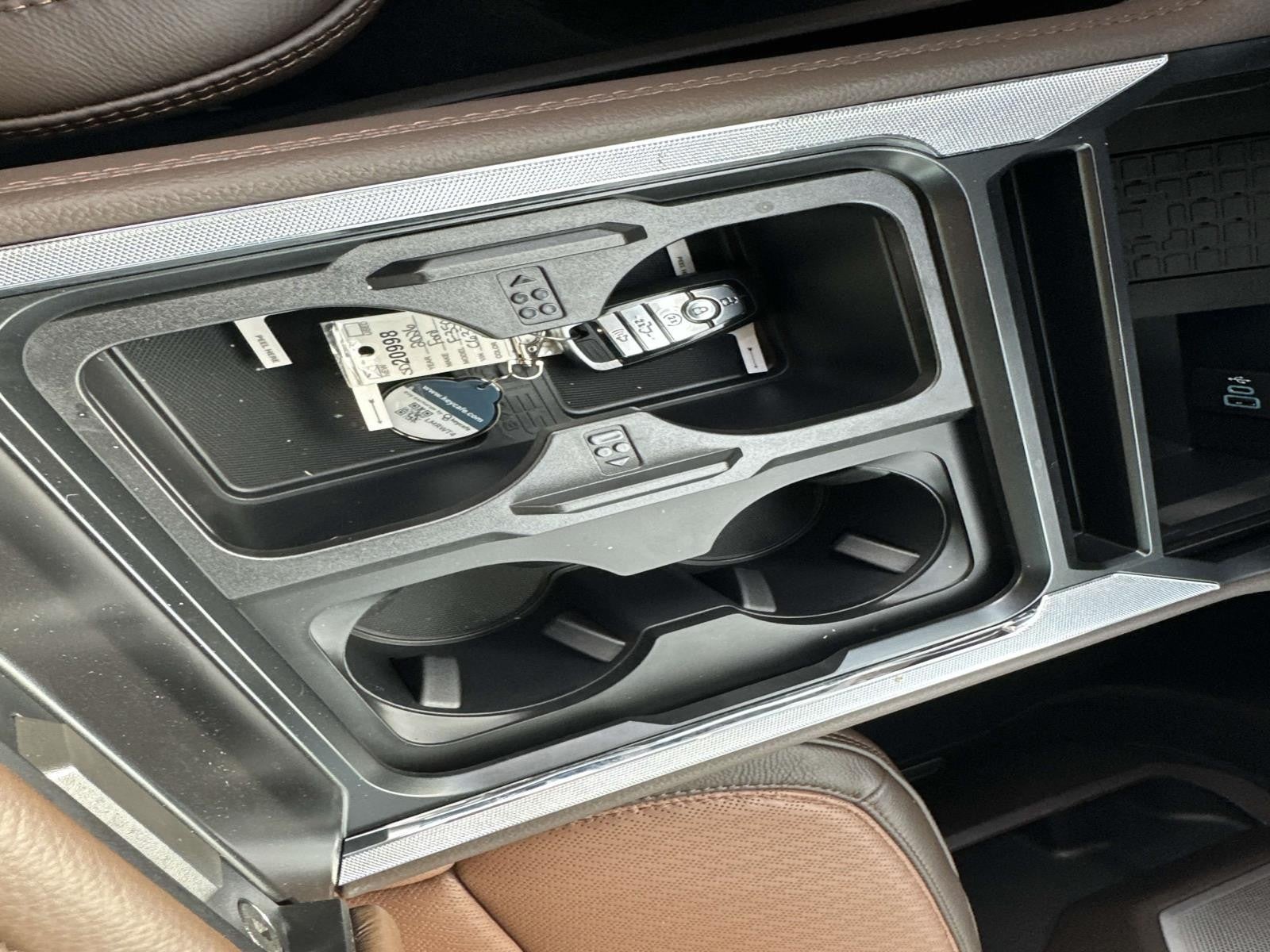 2026 Ford Super Duty F-350 SRW KING RANCH 4WD CREW CAB 6