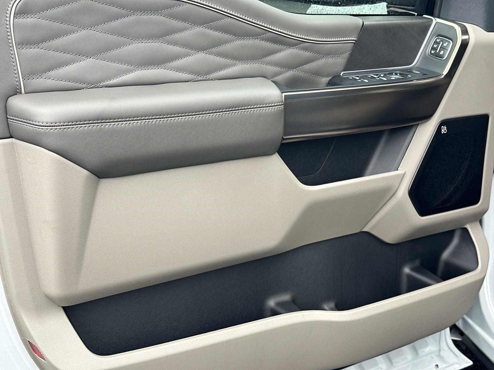 2026 Ford Super Duty F-350 SRW PLATINUM 4WD CREW CAB 6.7