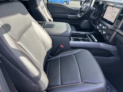 2026 Ford Super Duty F-350 SRW LARIAT 4WD CREW CAB 6.75'