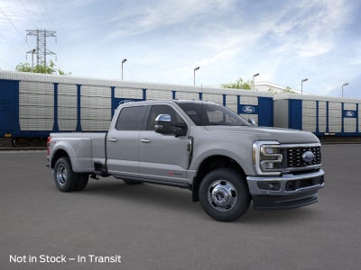 2026 Ford Super Duty F-350 DRW LARIAT 4WD Crew Cab 8' Box