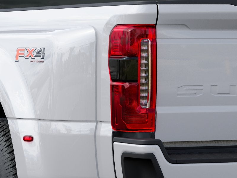 2027 Ford Super Duty F-350 DRW XL 4WD CREW CAB 8' BOX
