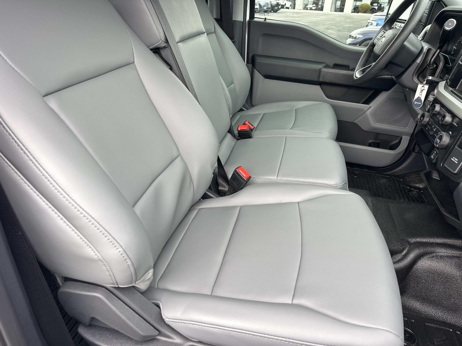 2026 Ford Super Duty F-350 DRW XL 4WD CREW CAB 8' BOX