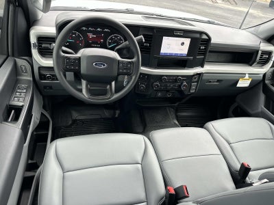 2026 Ford Super Duty F-350 DRW XL 4WD CREW CAB 8' BOX