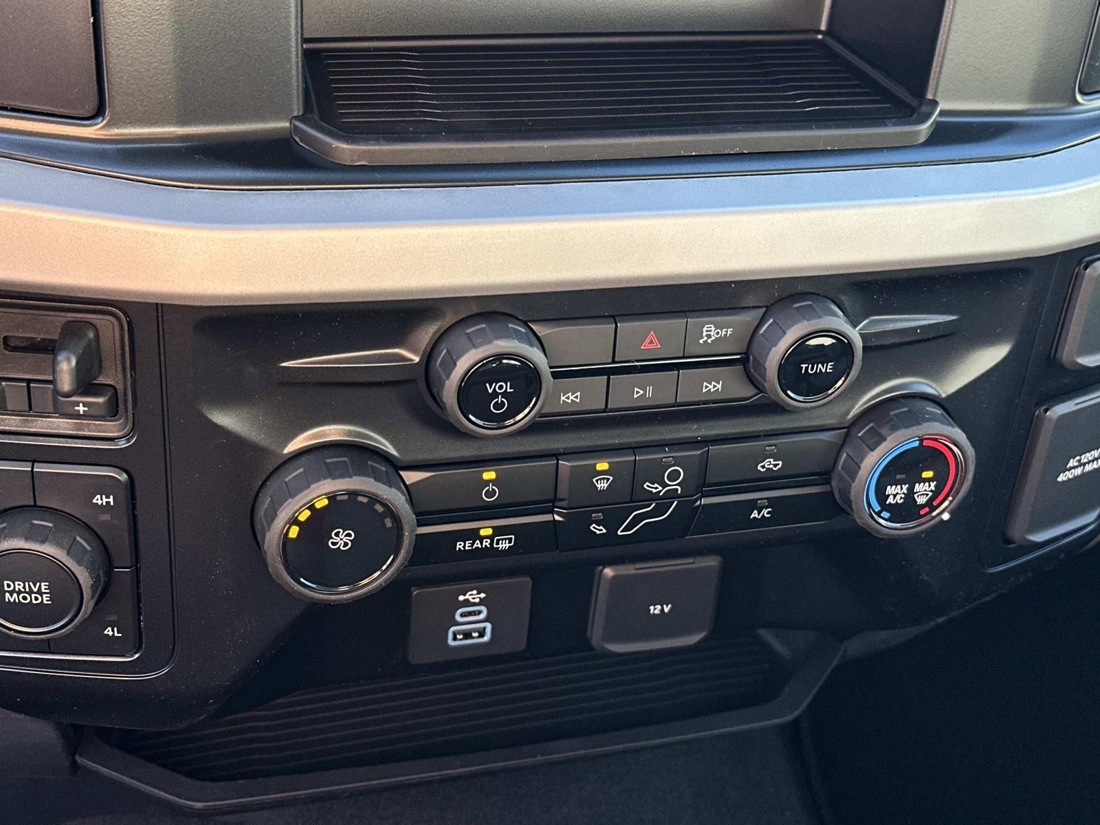 2026 Ford Super Duty F-350 DRW XL 4WD CREW CAB 8' BOX