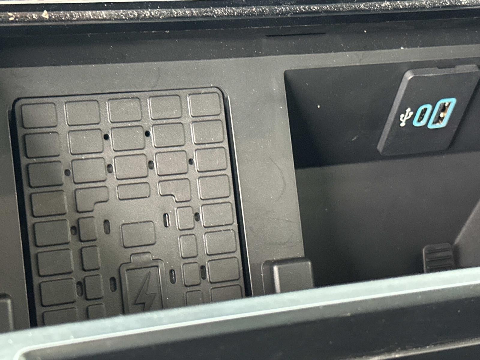 2023 Ford Super Duty F-250 SRW LARIAT