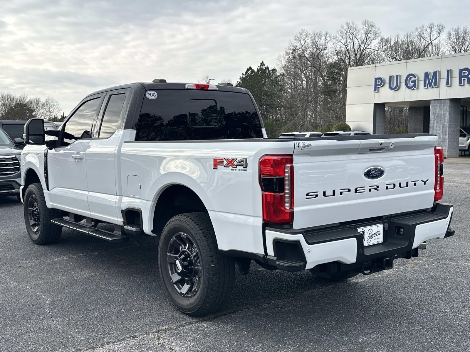 2023 Ford Super Duty F-250 SRW LARIAT