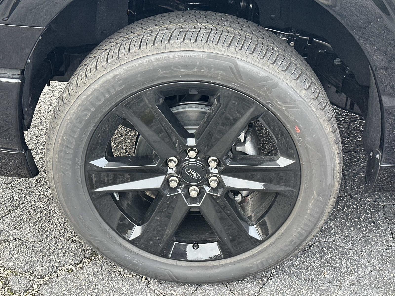 2025 Ford F-150 STX 4WD SUPERCREW 5.5' BO