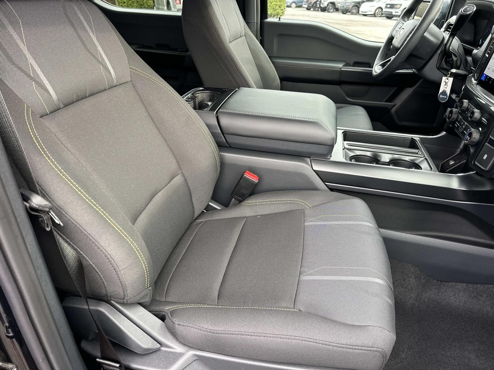 2025 Ford F-150 STX 4WD SUPERCREW 5.5' BO