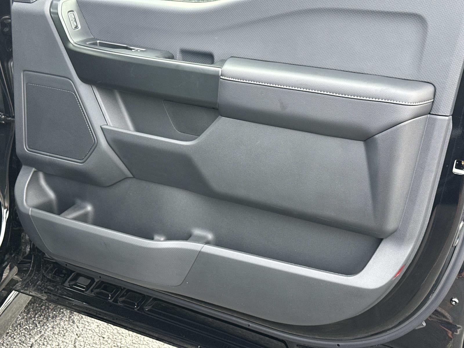 2025 Ford F-150 STX 4WD SUPERCREW 5.5' BO