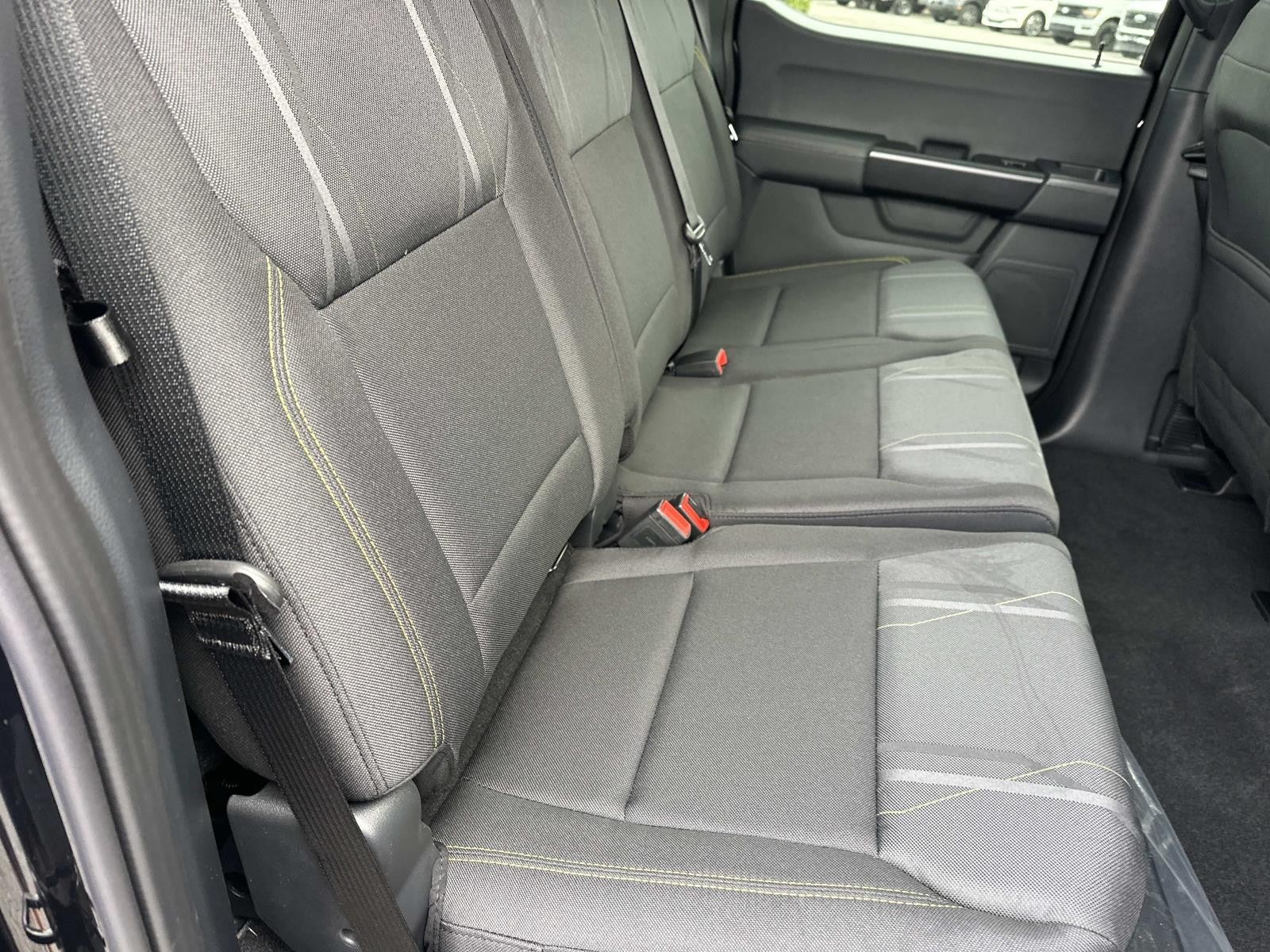 2025 Ford F-150 STX 4WD SUPERCREW 5.5' BO