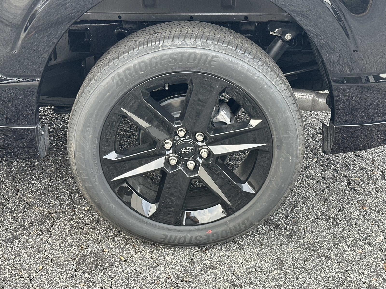 2025 Ford F-150 STX 4WD SUPERCREW 5.5' BO