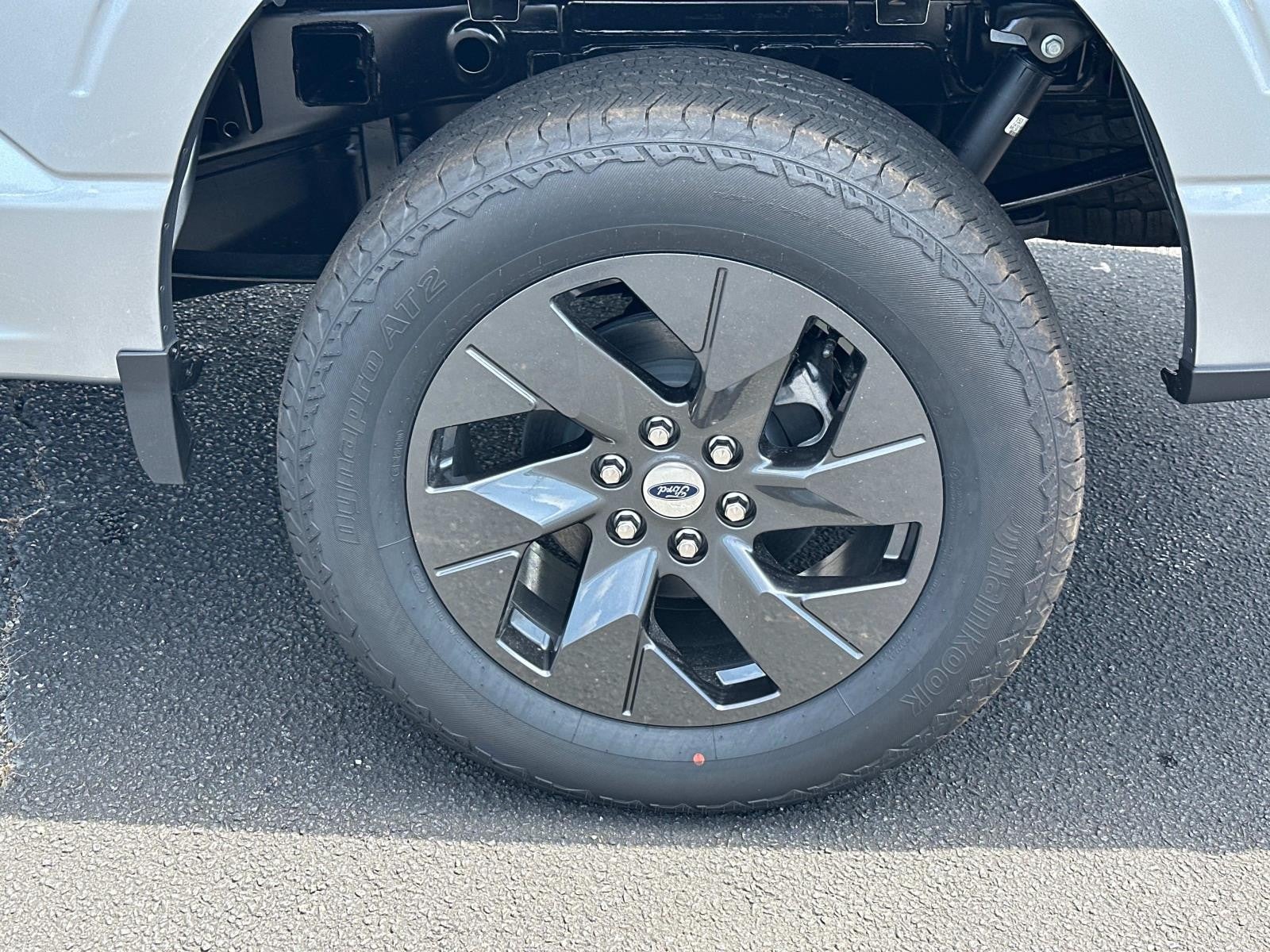 2025 Ford F-150 STX 4WD SUPERCREW 5.5' BO