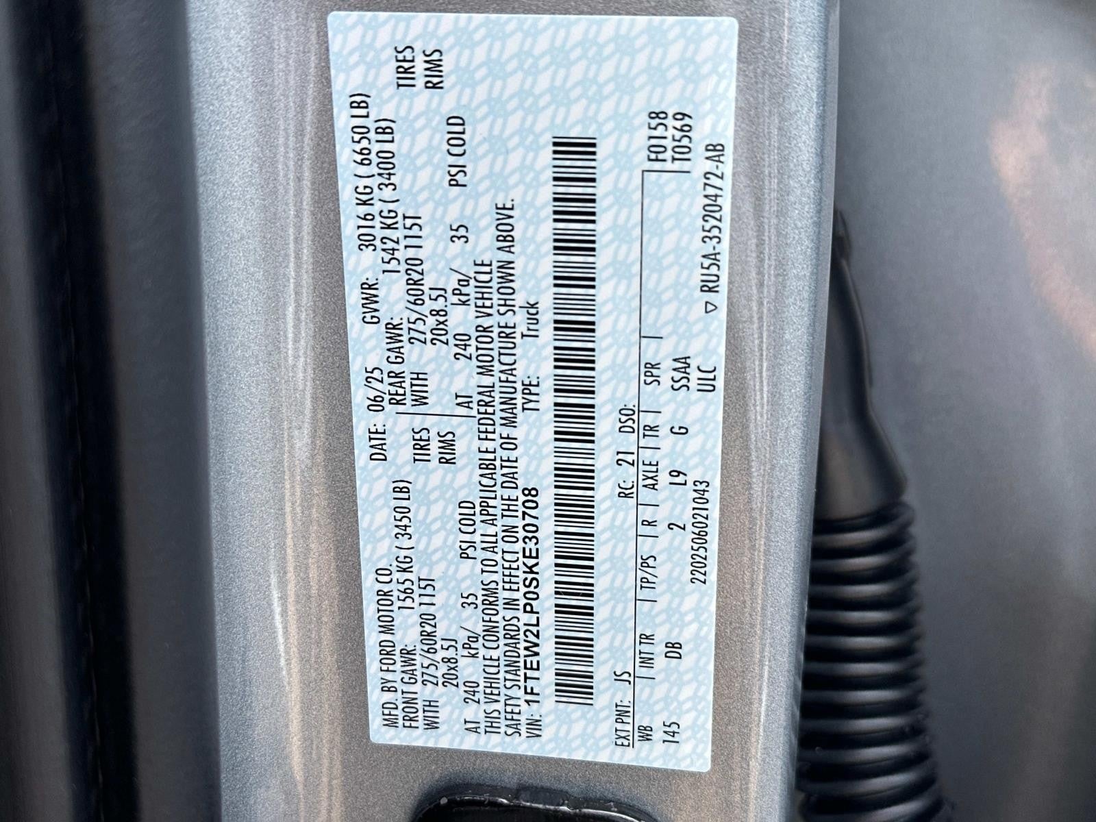 2025 Ford F-150 STX 4WD SUPERCREW 5.5' BO