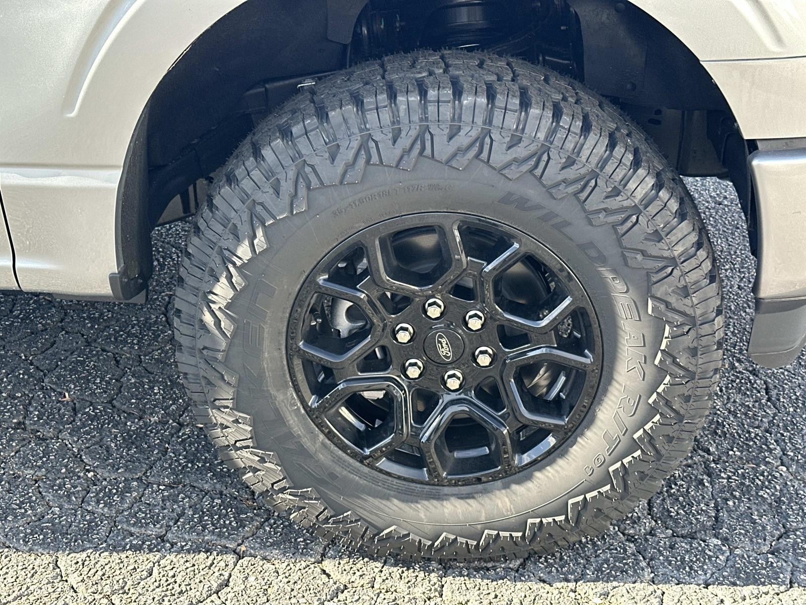 2025 Ford F-150 STX 4WD SUPERCREW 5.5' BO PUG PACKAGE