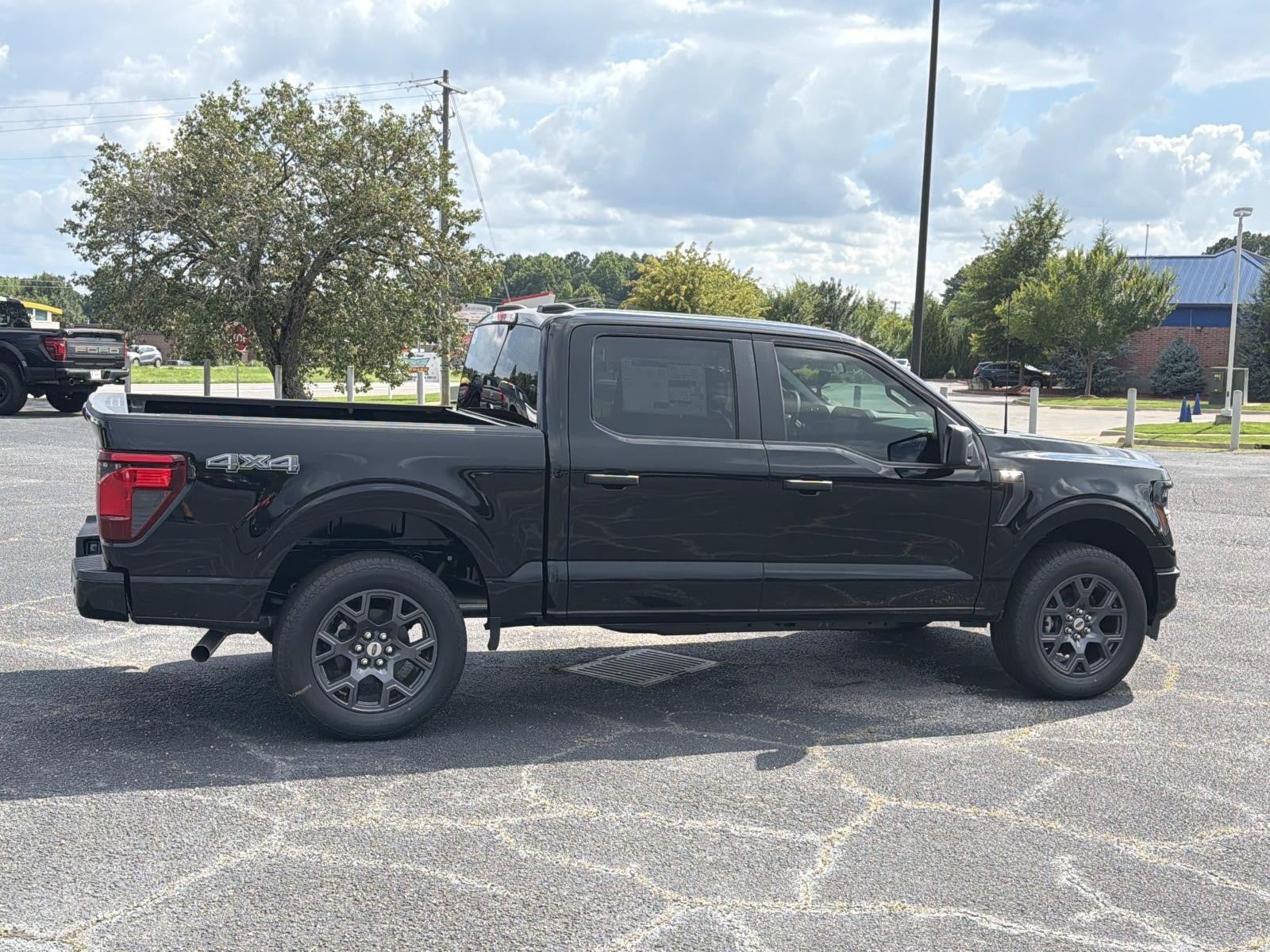 2026 Ford F-150 STX 4WD SUPERCREW 5.5' BO