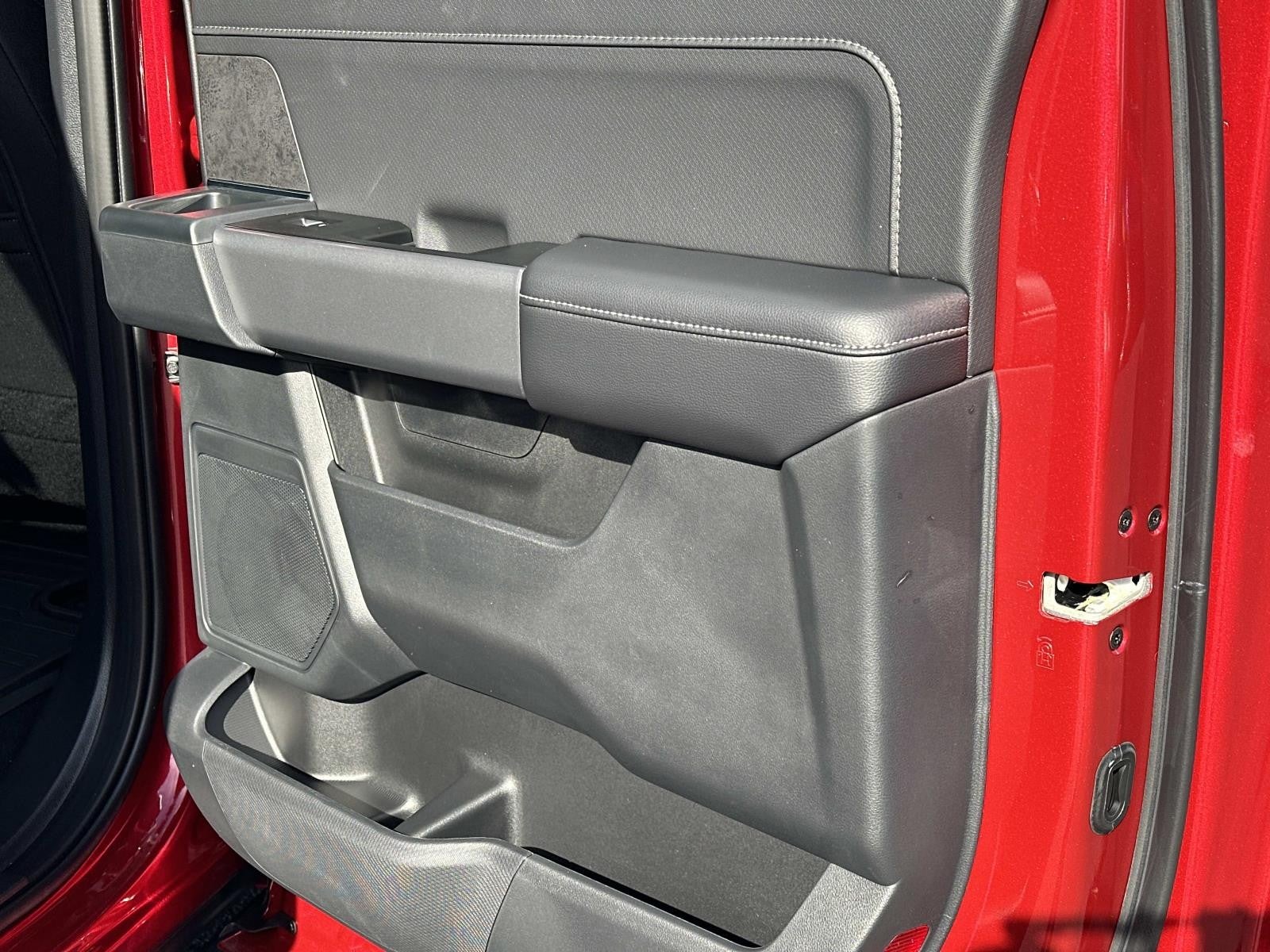 2025 Ford F-150 XLT 4WD SUPERCREW 5.5' BO