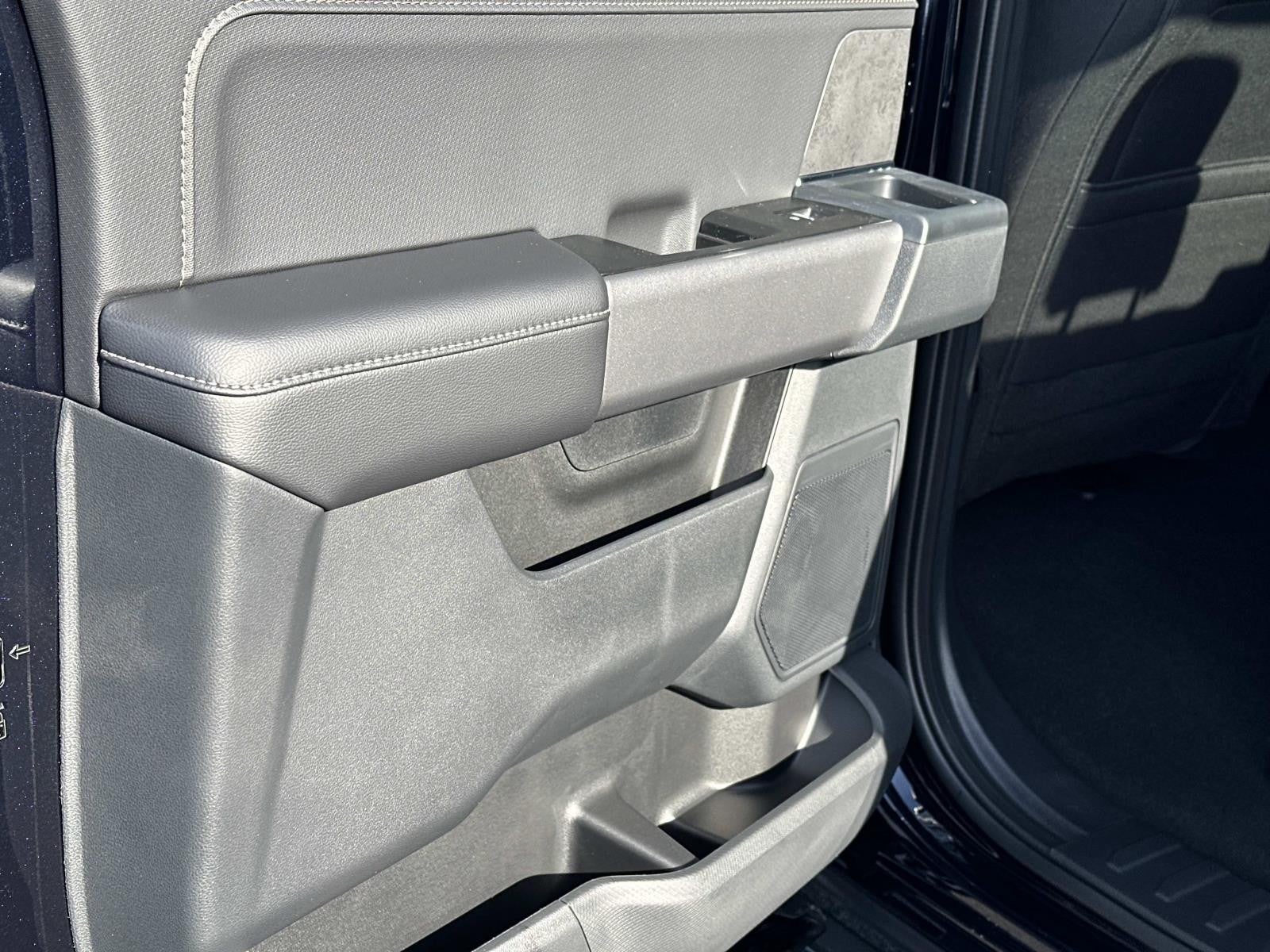 2025 Ford F-150 XLT 4WD SUPERCREW 5.5' BO