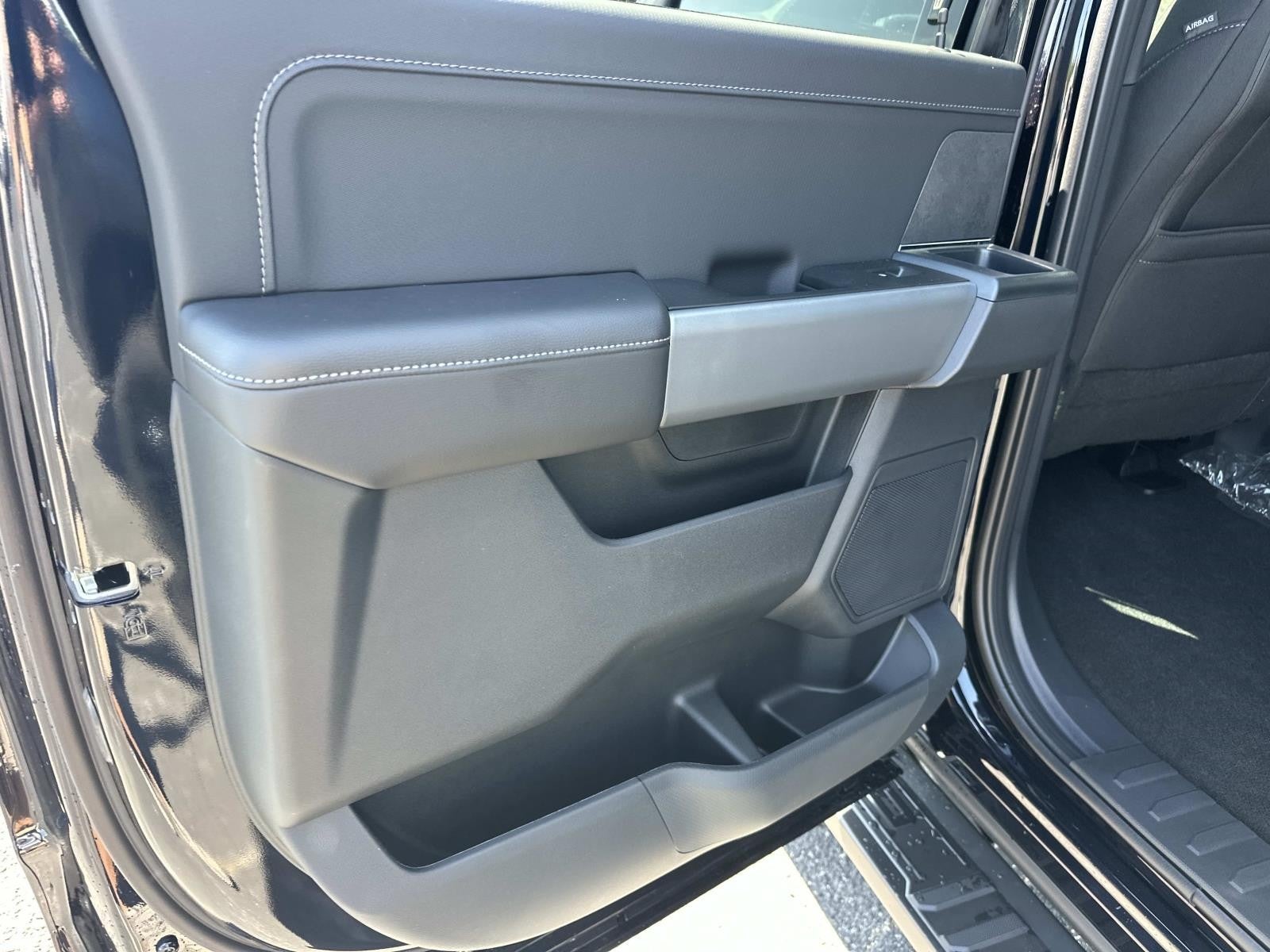2025 Ford F-150 XLT 4WD SuperCrew 5.5' Box