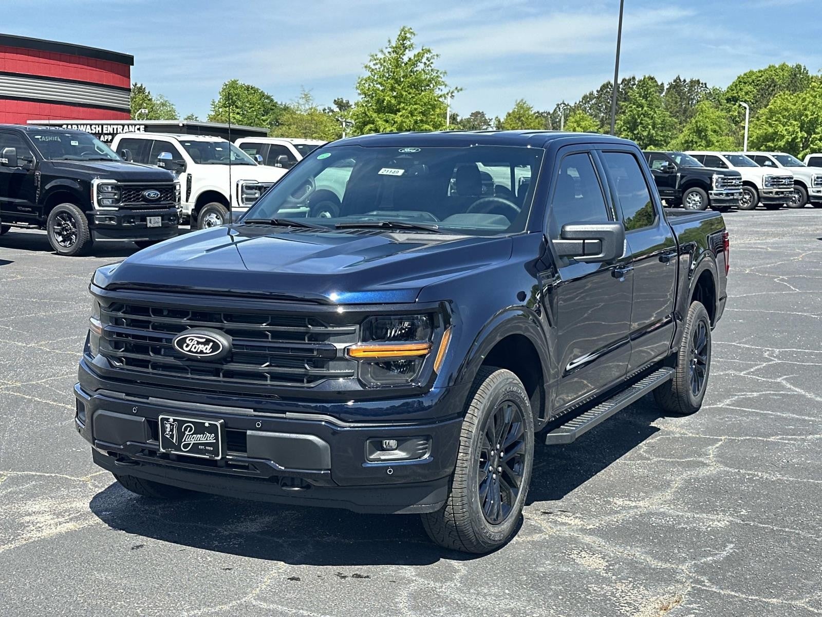 2025 Ford F-150 XLT 4WD SuperCrew 5.5' Box