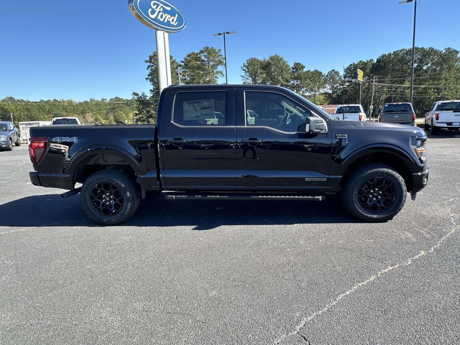 2025 Ford F-150 XLT 4WD SUPERCREW 5.5' BO
