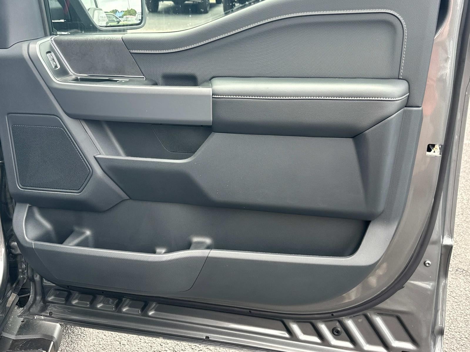 2025 Ford F-150 XLT 4WD SUPERCREW 5.5' BO