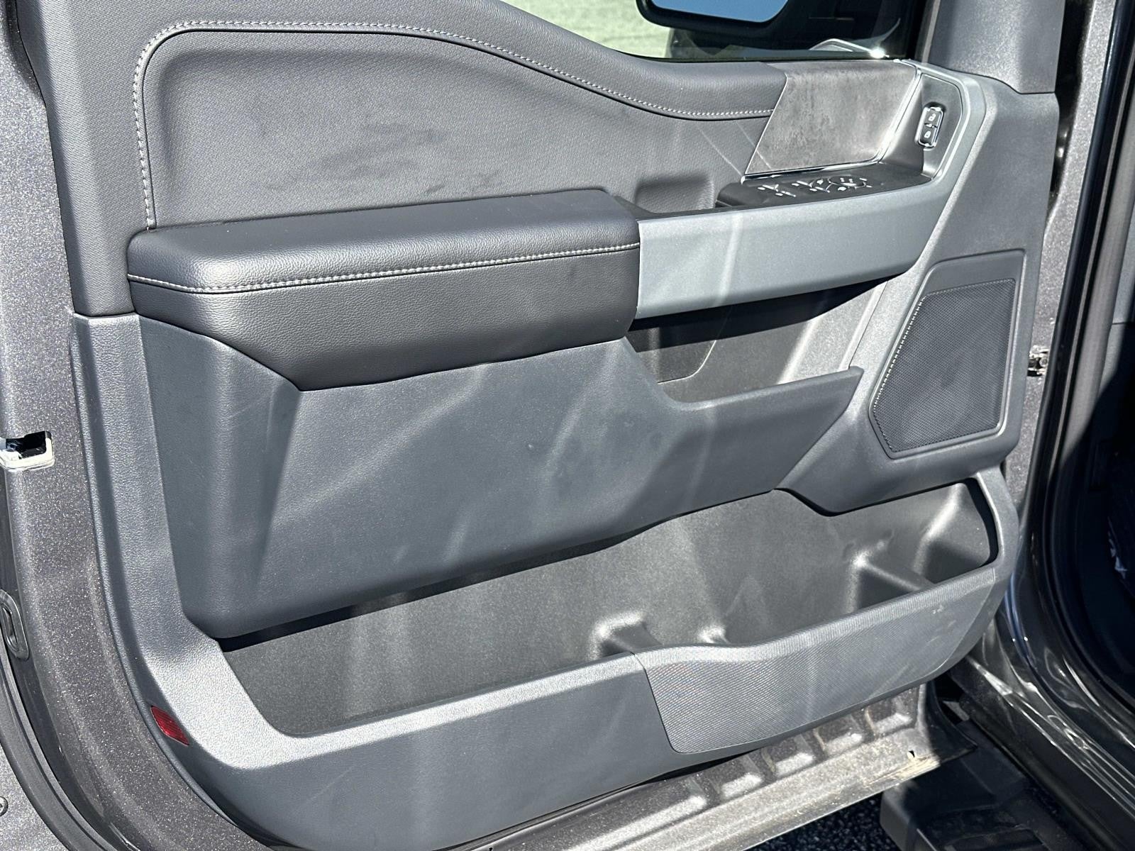 2025 Ford F-150 XLT 4WD SUPERCREW 5.5' BO