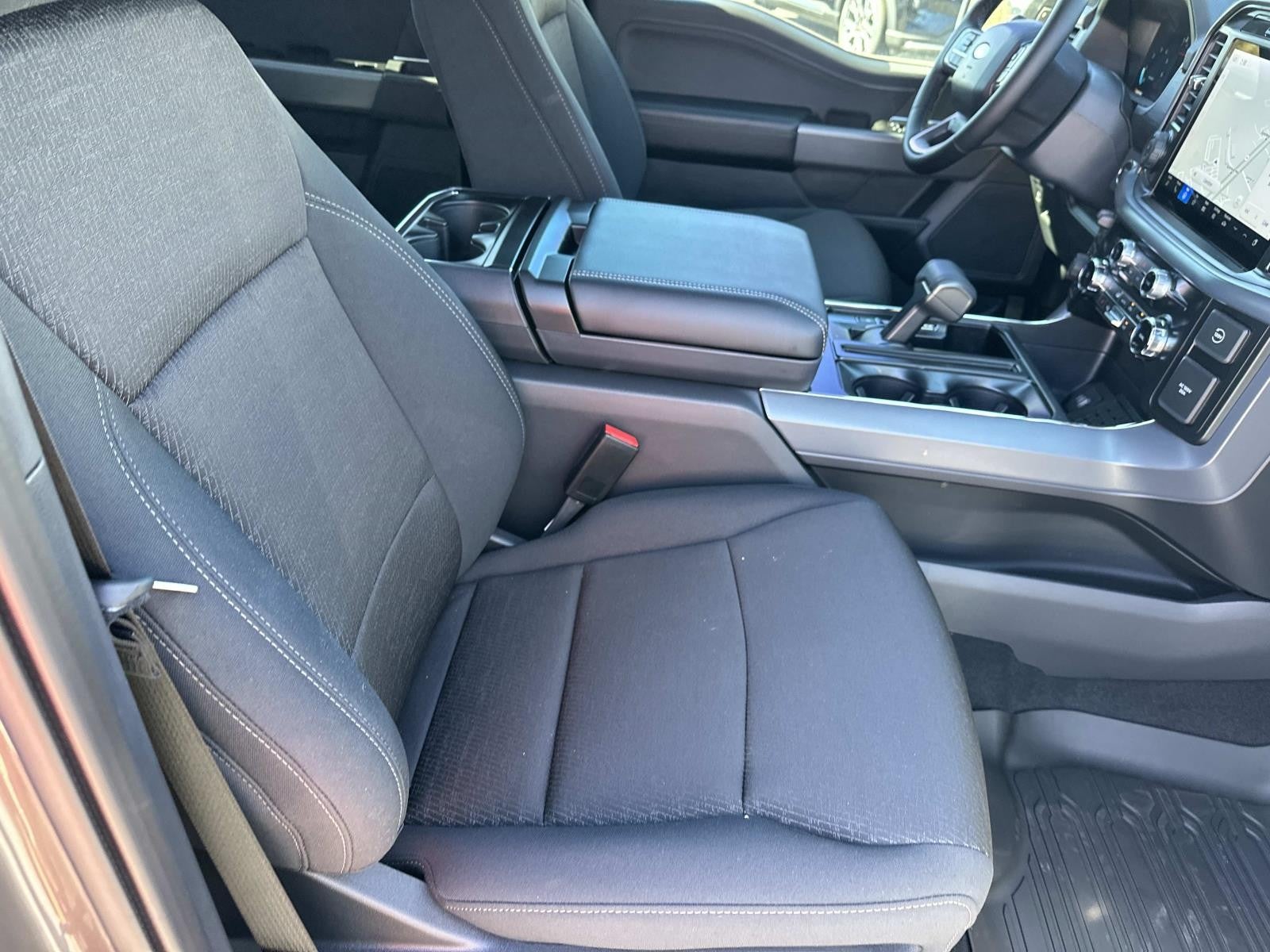 2025 Ford F-150 XLT 4WD SUPERCREW 5.5' BO