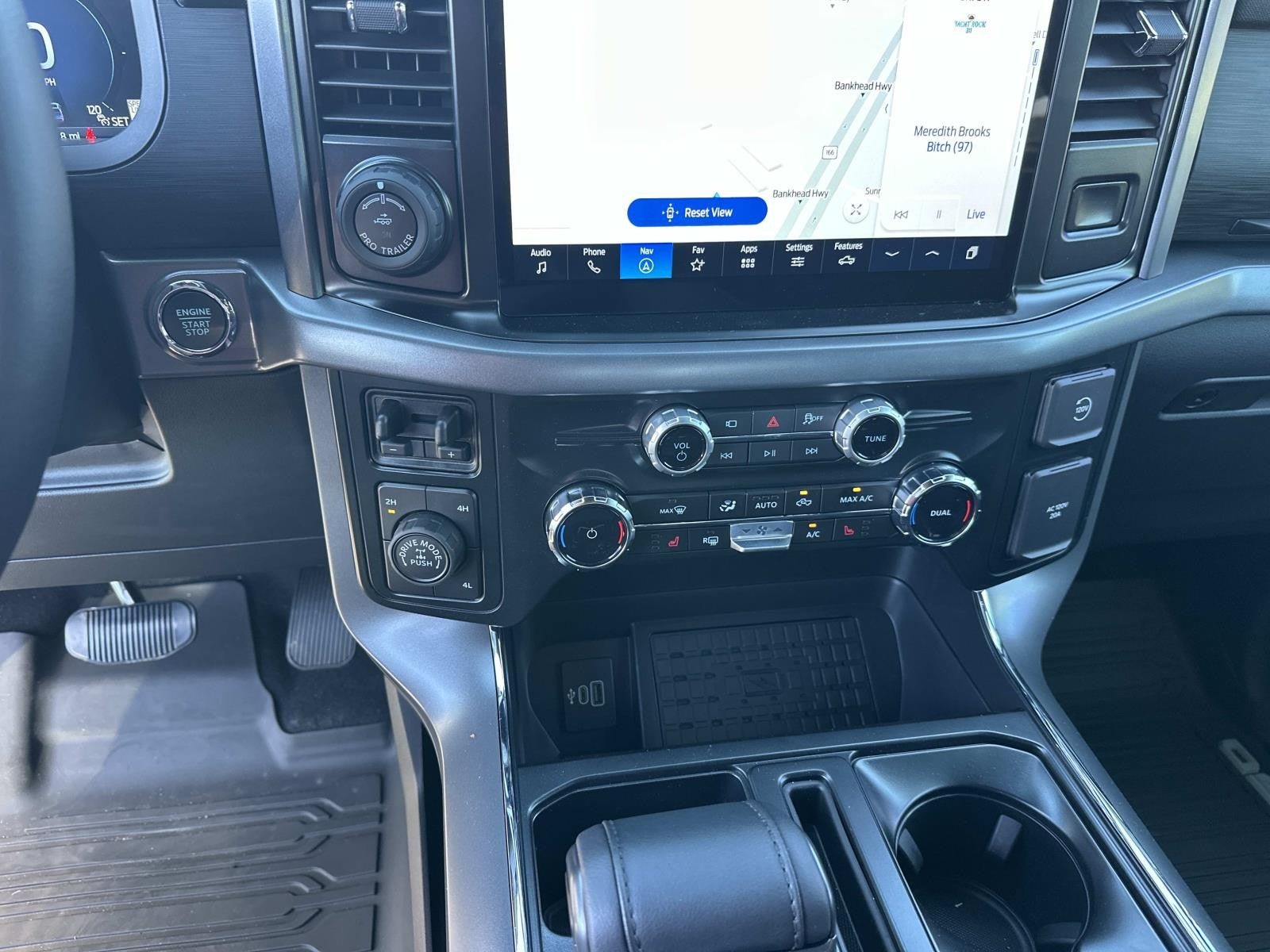 2025 Ford F-150 XLT 4WD SUPERCREW 5.5' BO