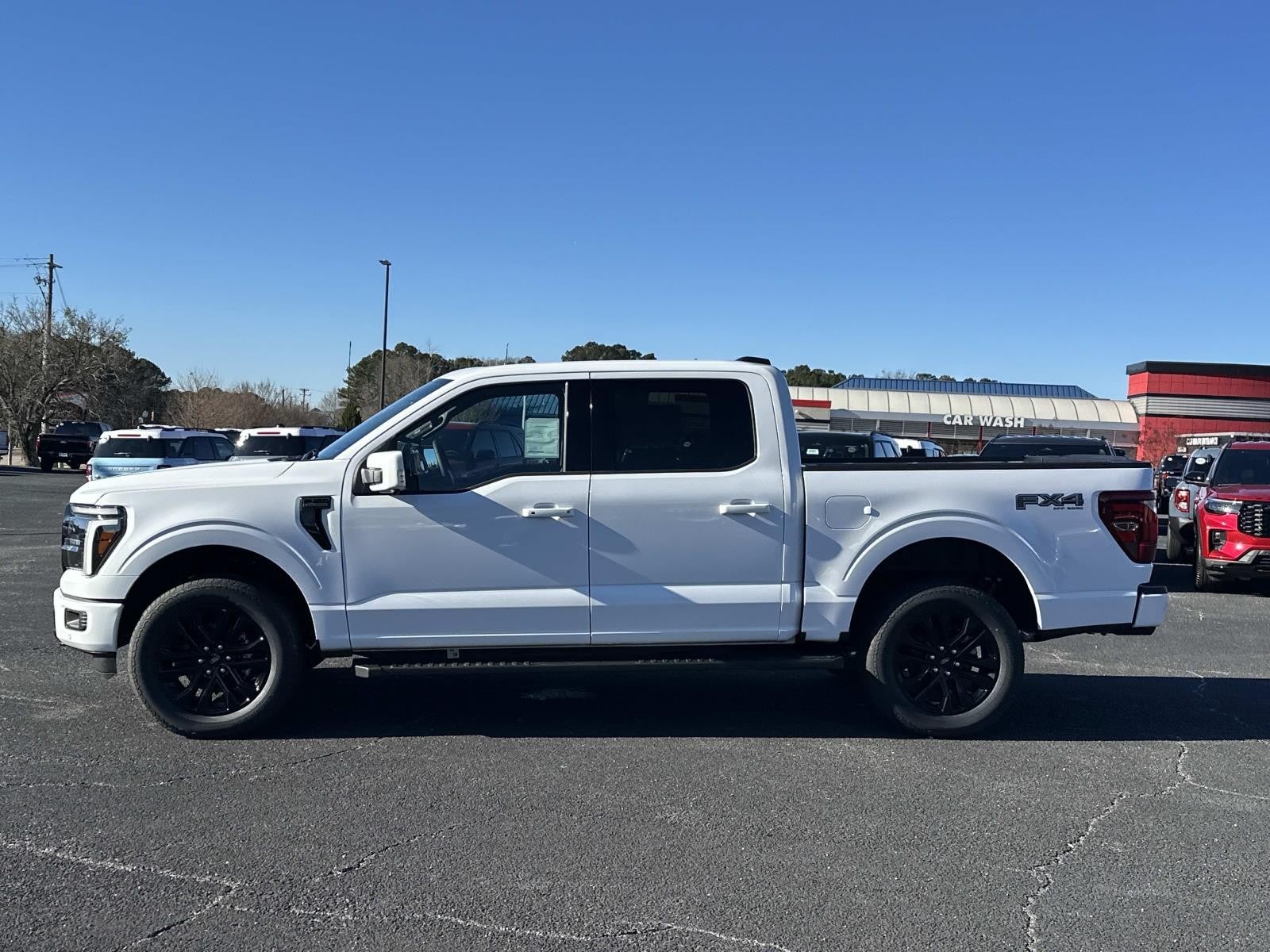 2025 Ford F-150 LARIAT 4WD SUPERCREW 5.5'