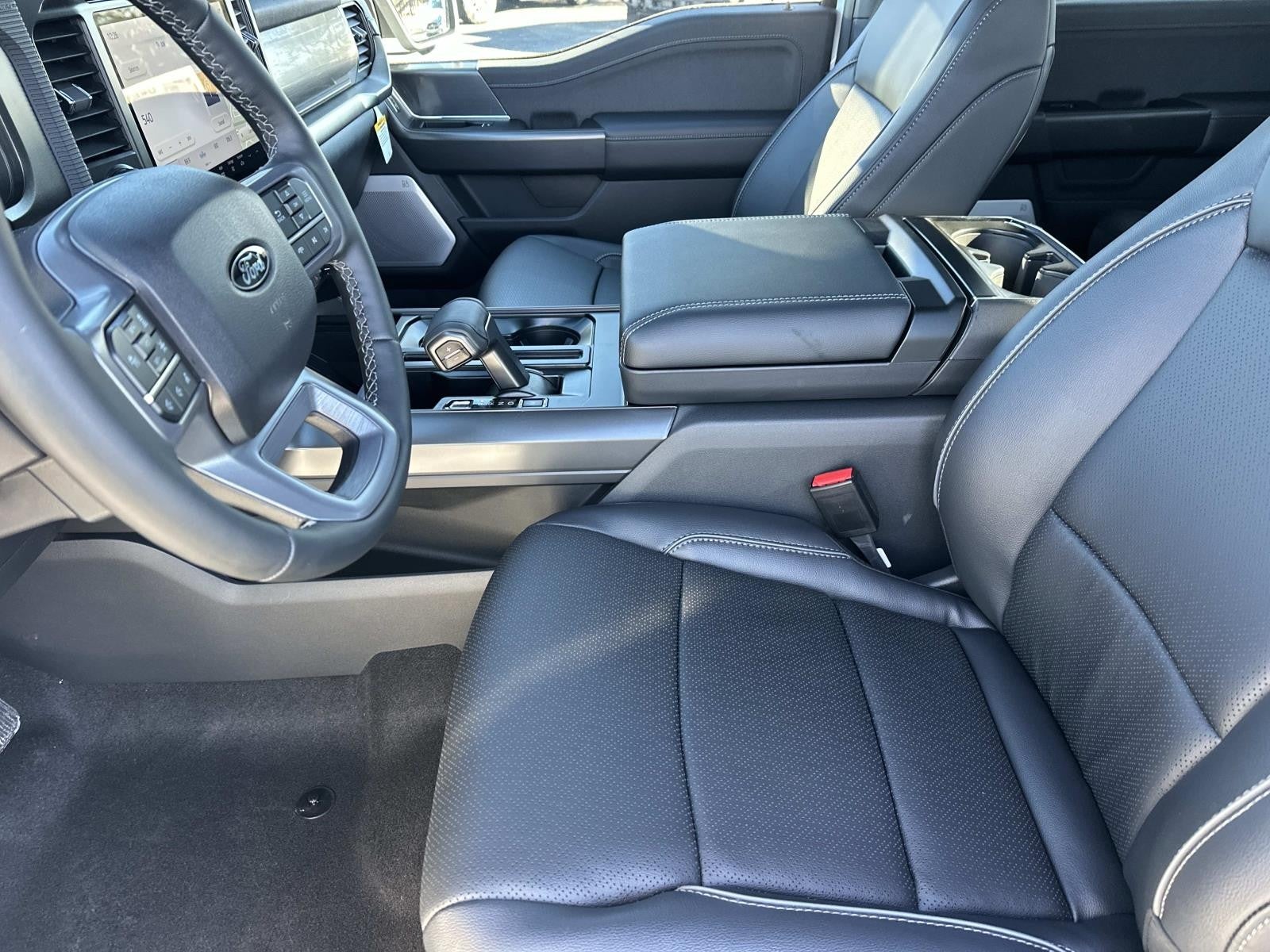 2025 Ford F-150 LARIAT 4WD SUPERCREW 5.5'