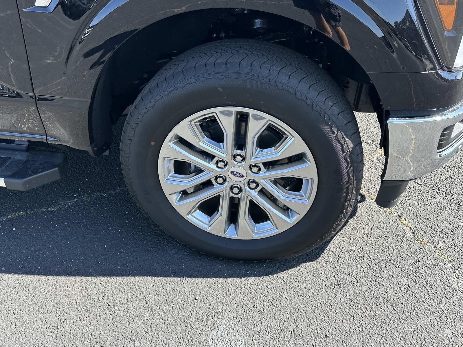 2026 Ford F-150 LARIAT 4WD SuperCrew 5.5' Box