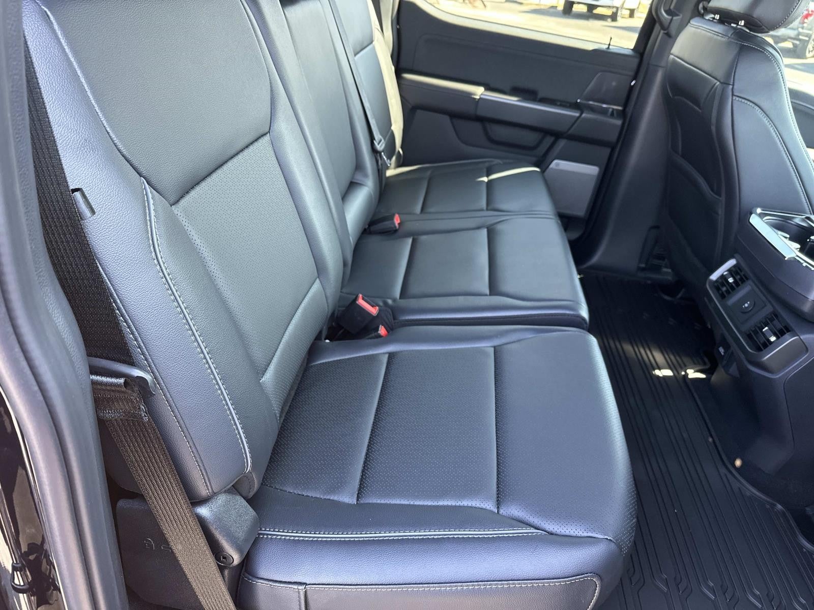 2026 Ford F-150 LARIAT 4WD SUPERCREW 5.5'