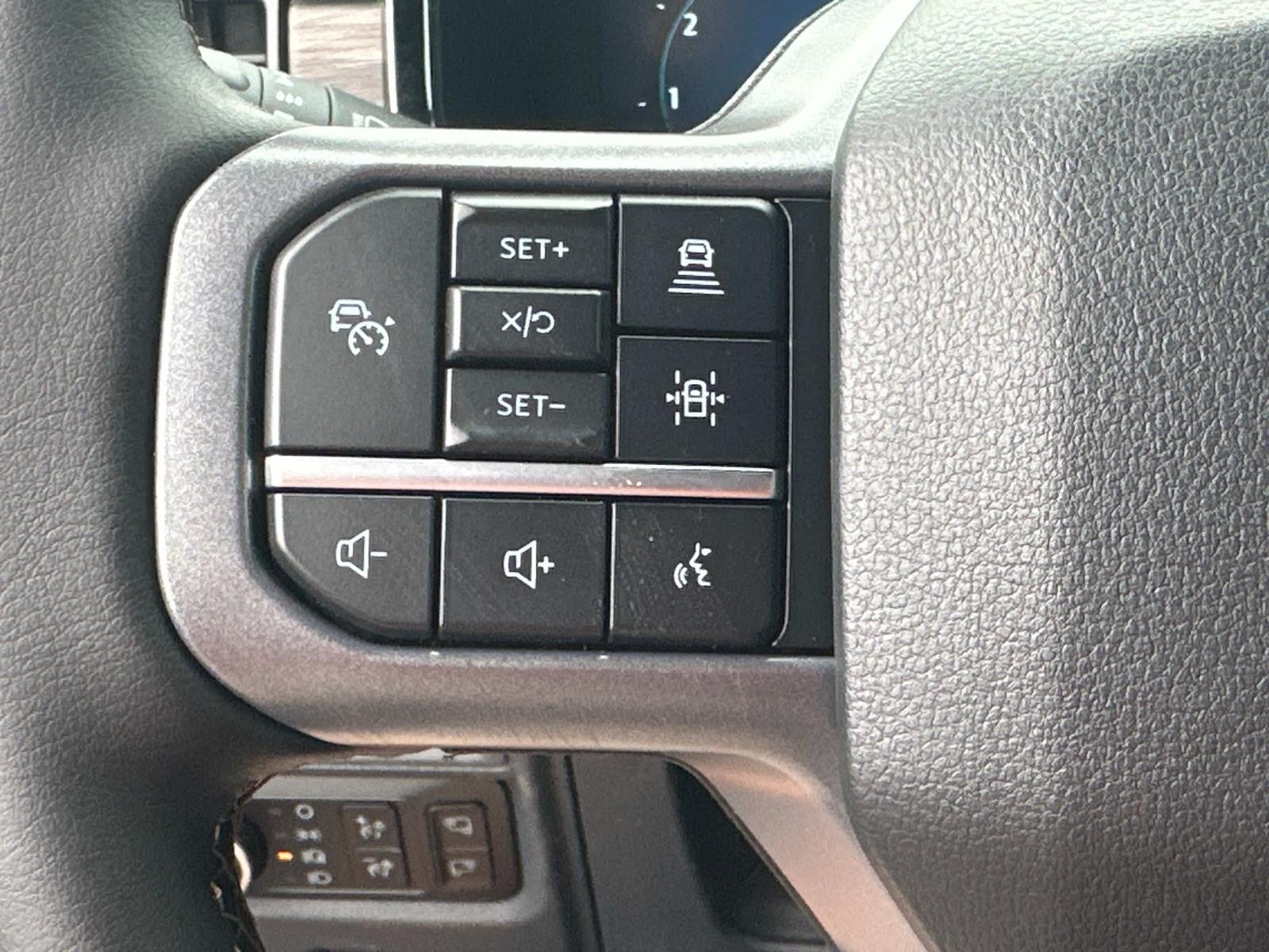 2025 Ford F-150 LARIAT 4WD SUPERCREW 5.5'