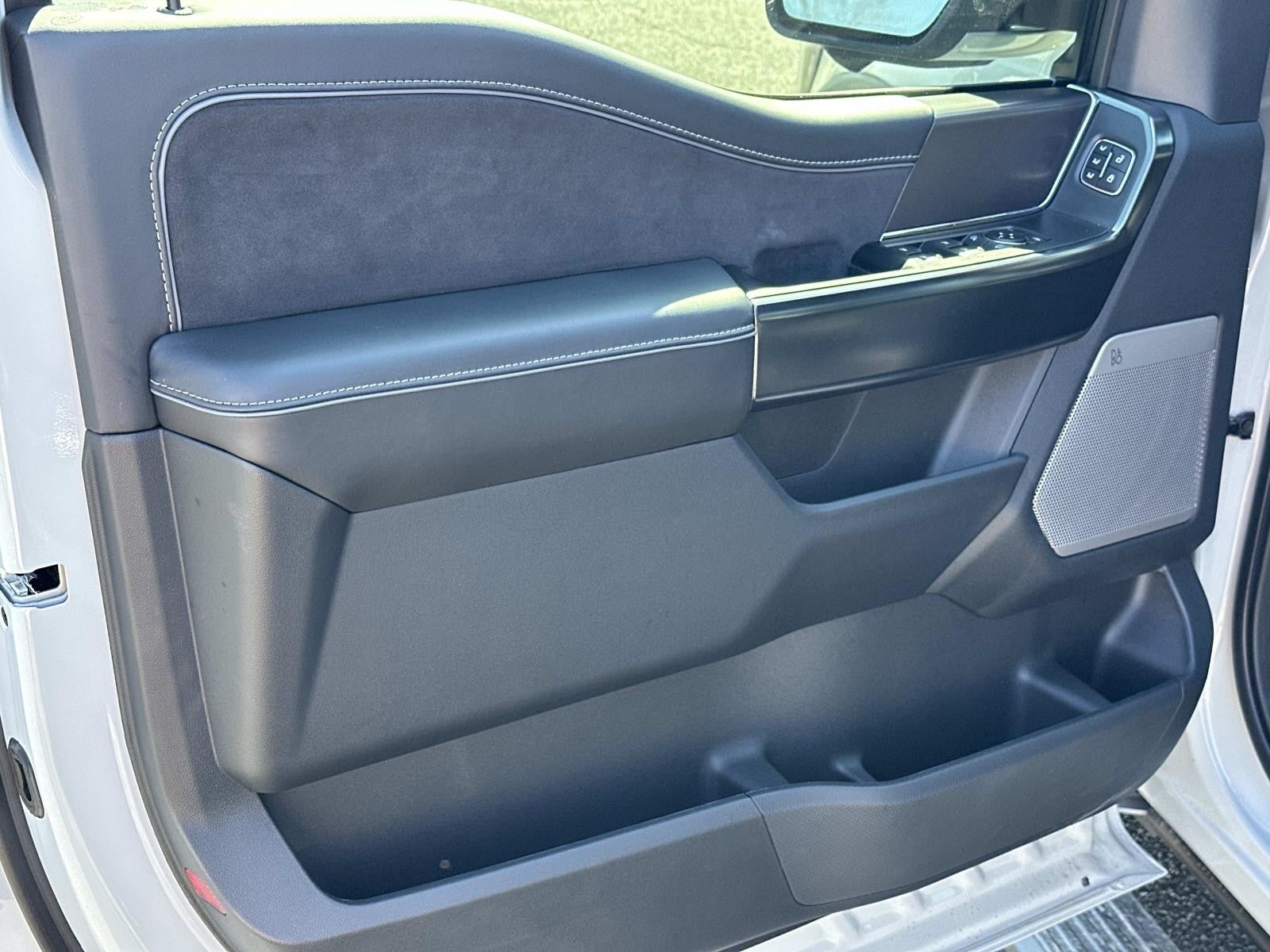 2026 Ford F-150 PLATINUM 4WD SUPERCREW 5.