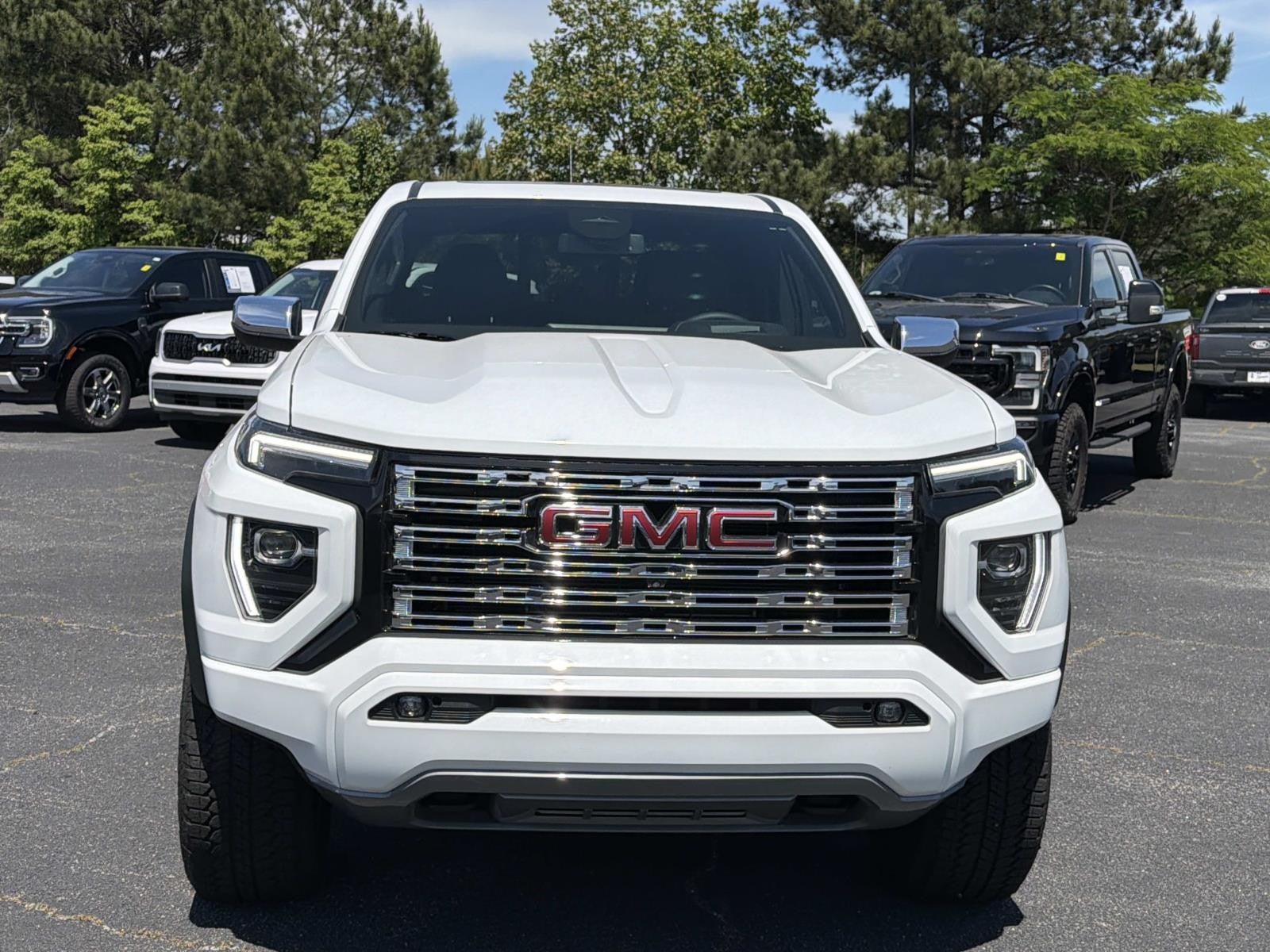 2025 GMC Canyon 4WD Denali