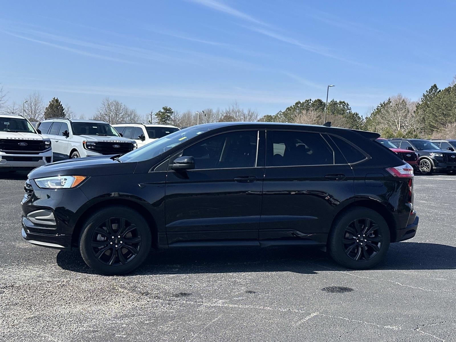 2022 Ford Edge SE