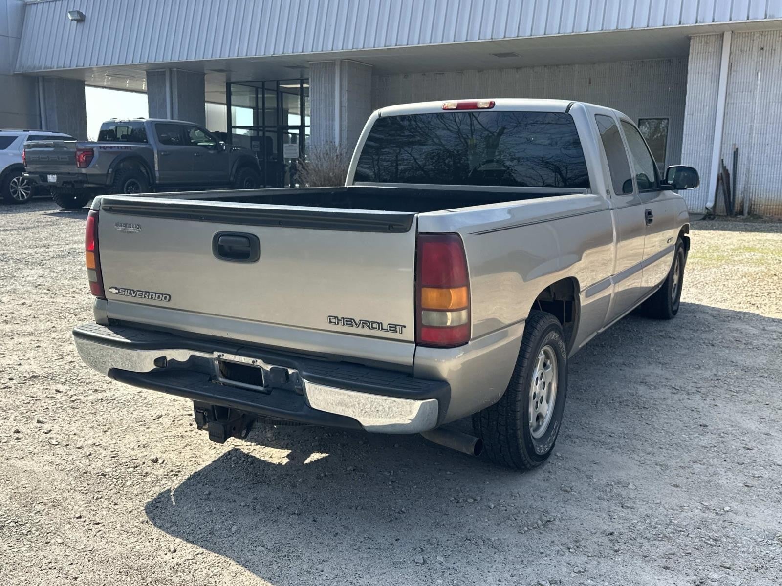 2002 Chevrolet Silverado 1500 LS