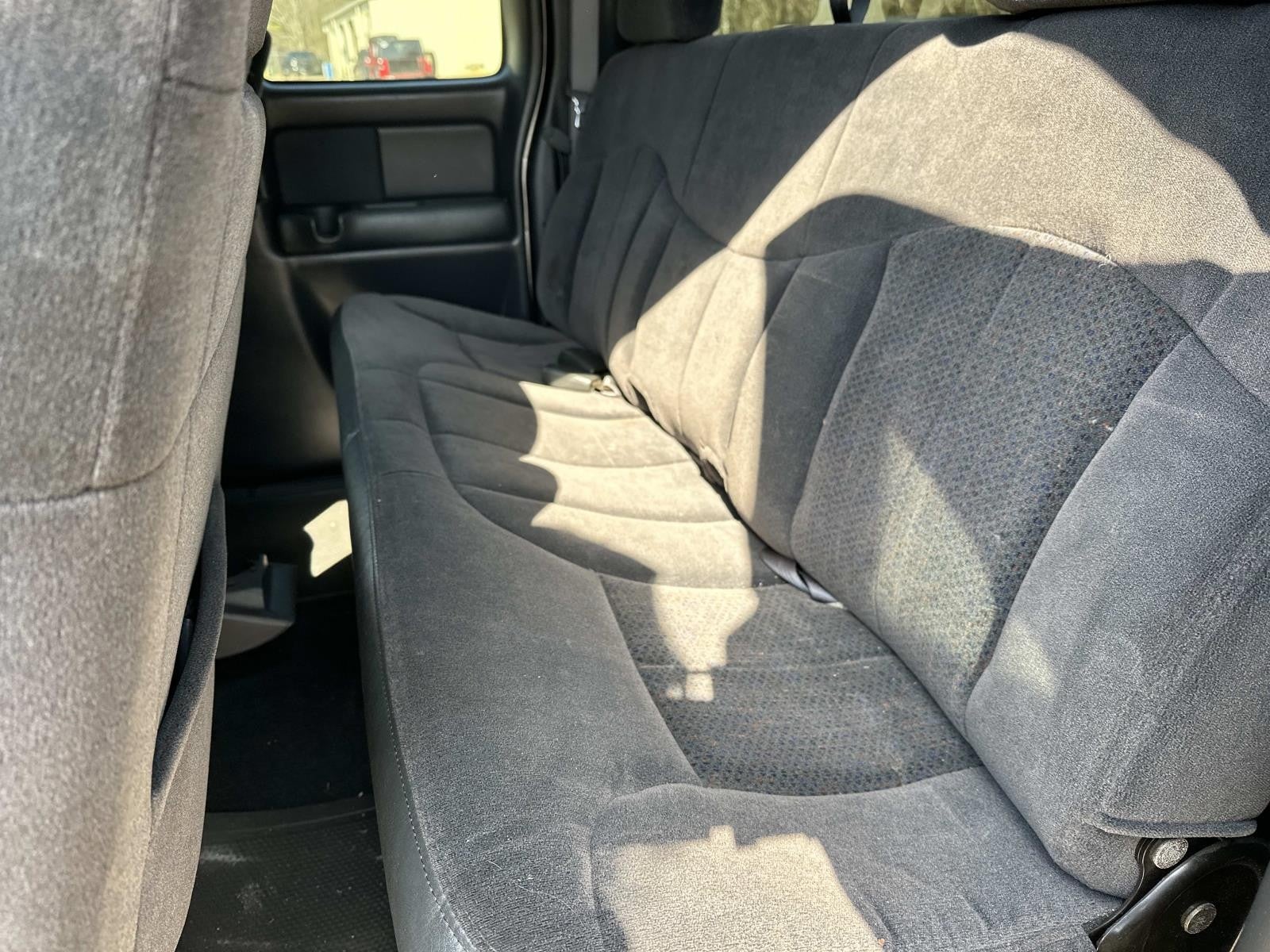 2002 Chevrolet Silverado 1500 LS