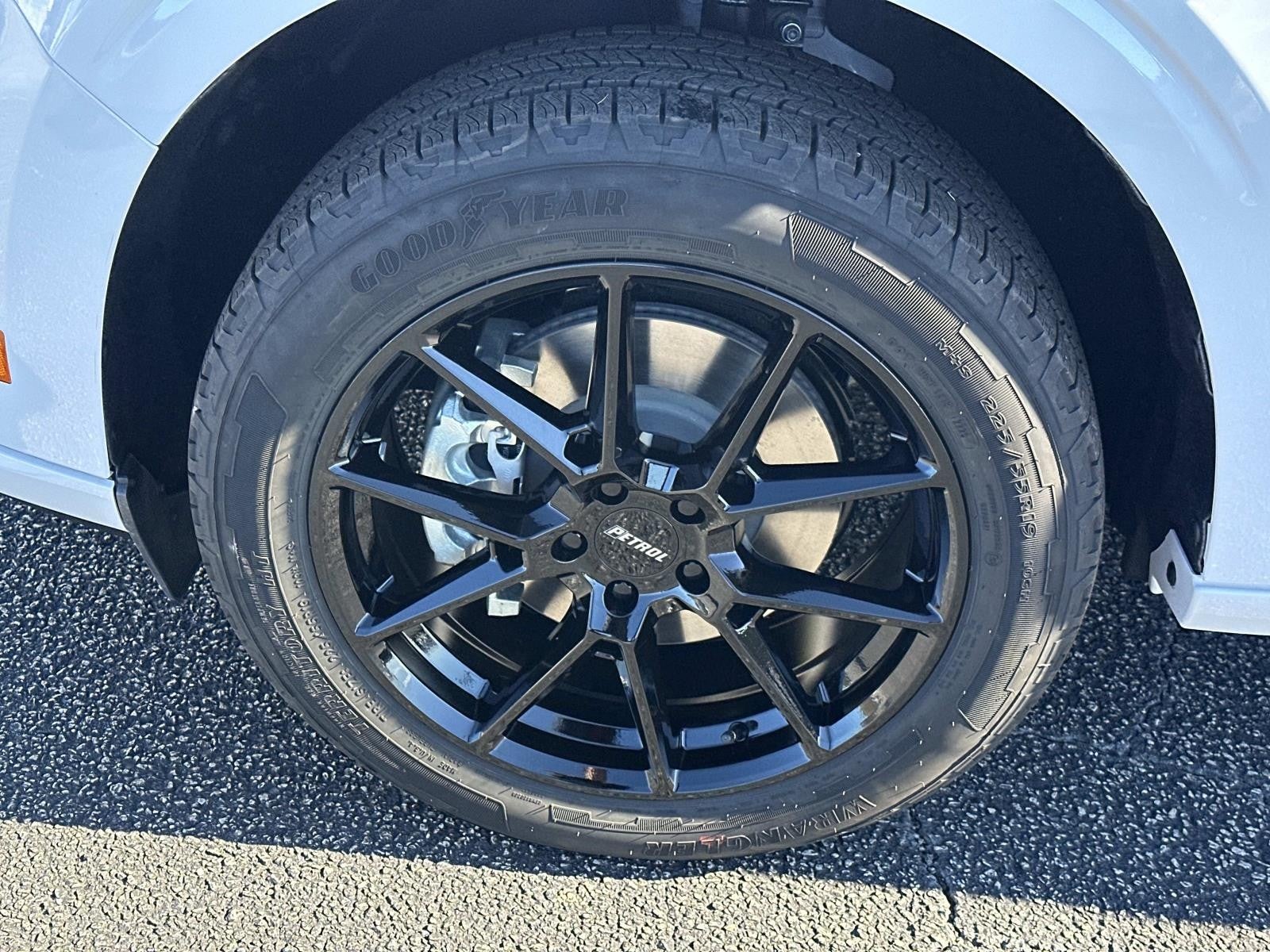 2025 Ford Maverick LOBO HIGH AWD SUPERCREW PUG PACKAGE