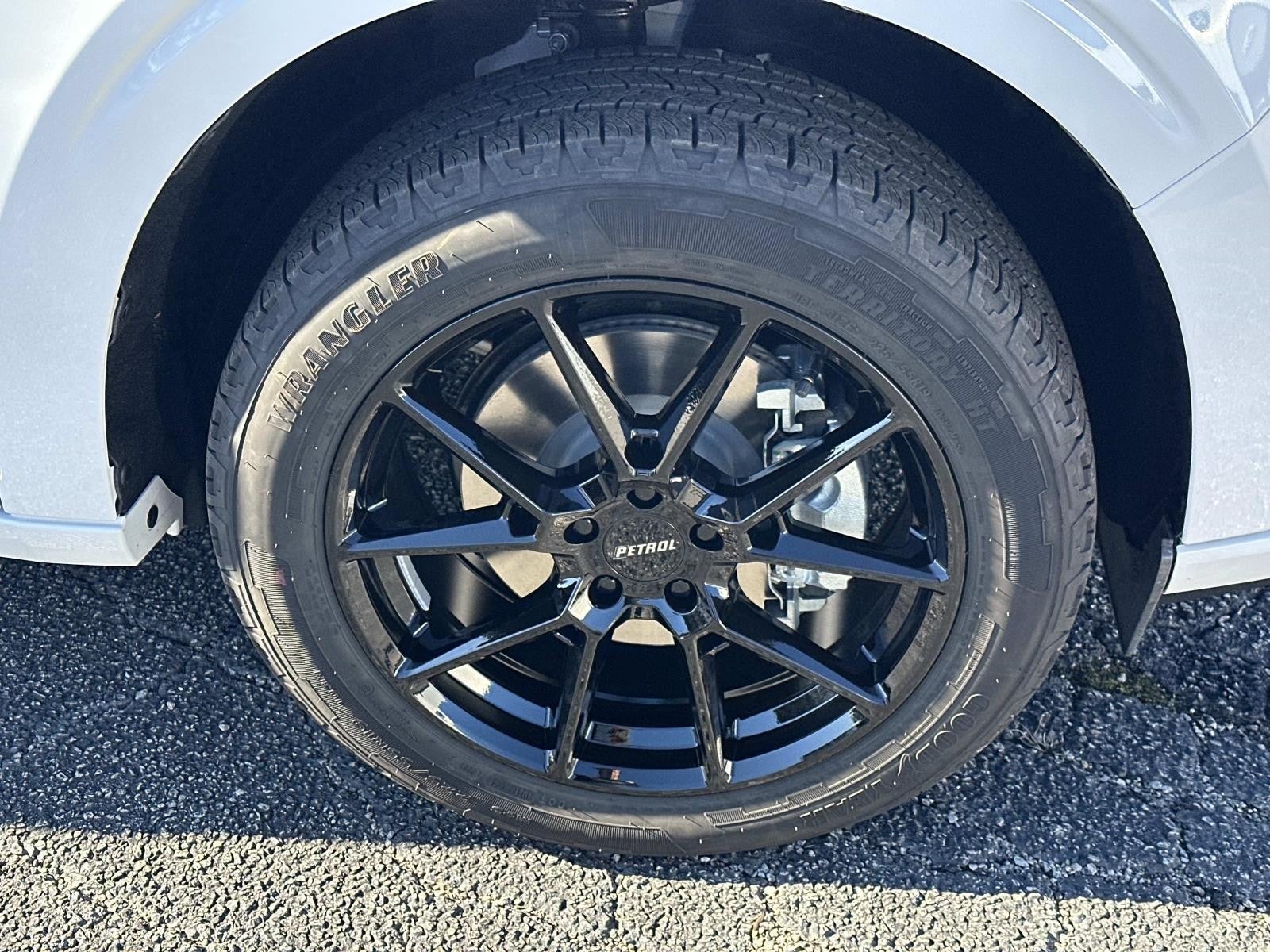 2025 Ford Maverick LOBO HIGH AWD SUPERCREW PUG PACKAGE