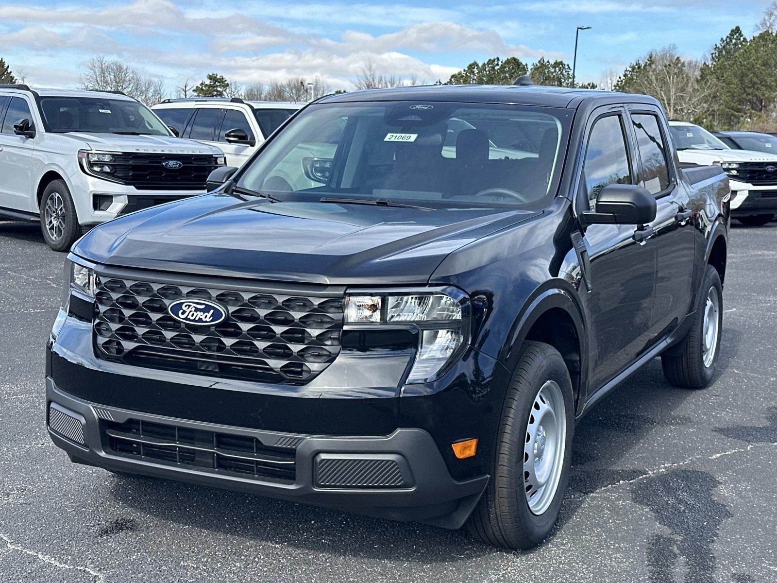 2026 Ford Maverick XL FWD SUPERCREW