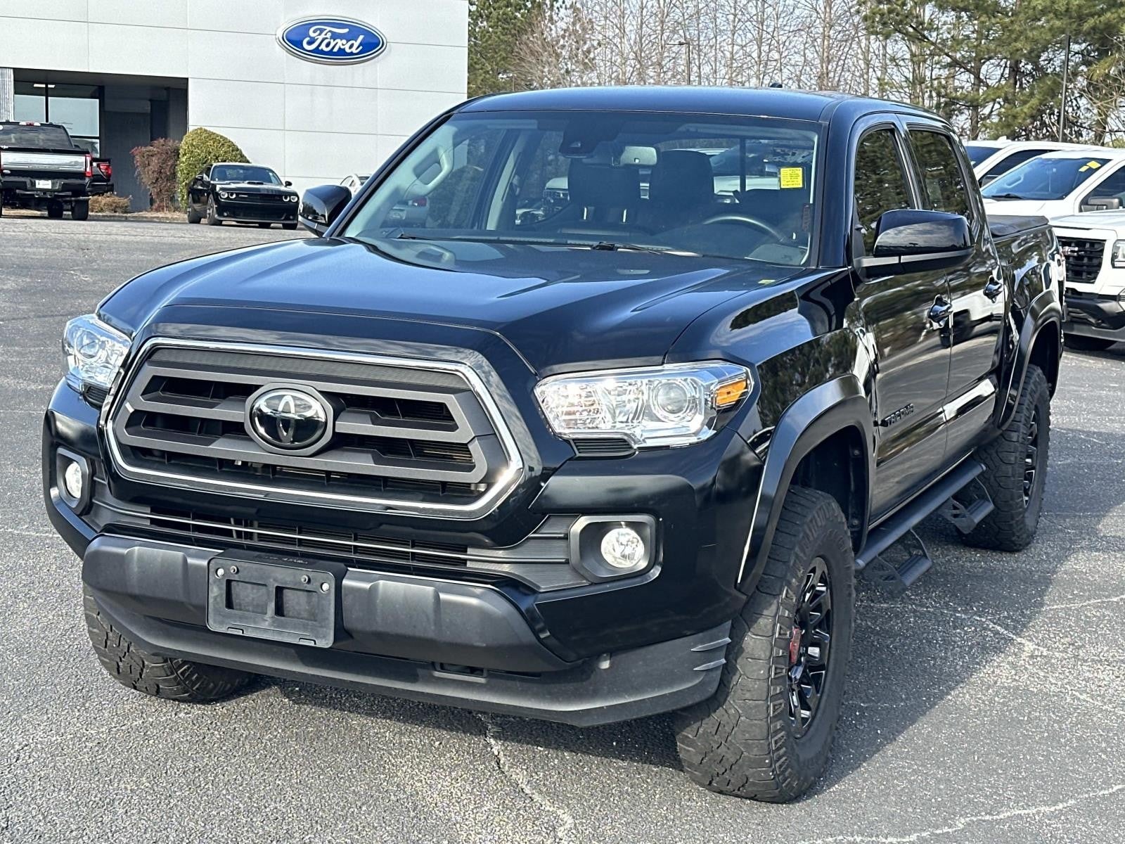 2022 Toyota Tacoma 4WD SR5