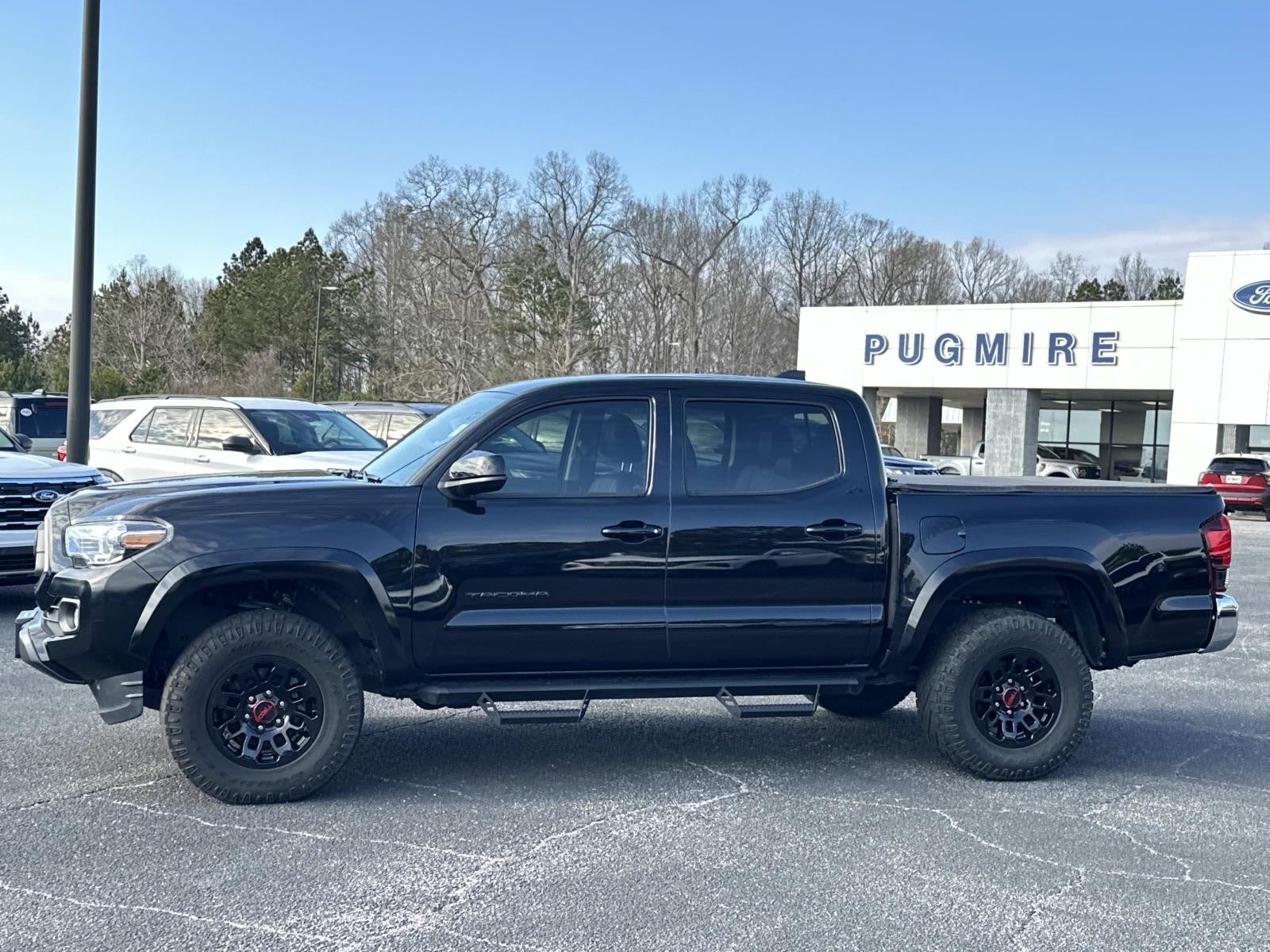 2022 Toyota Tacoma 4WD SR5