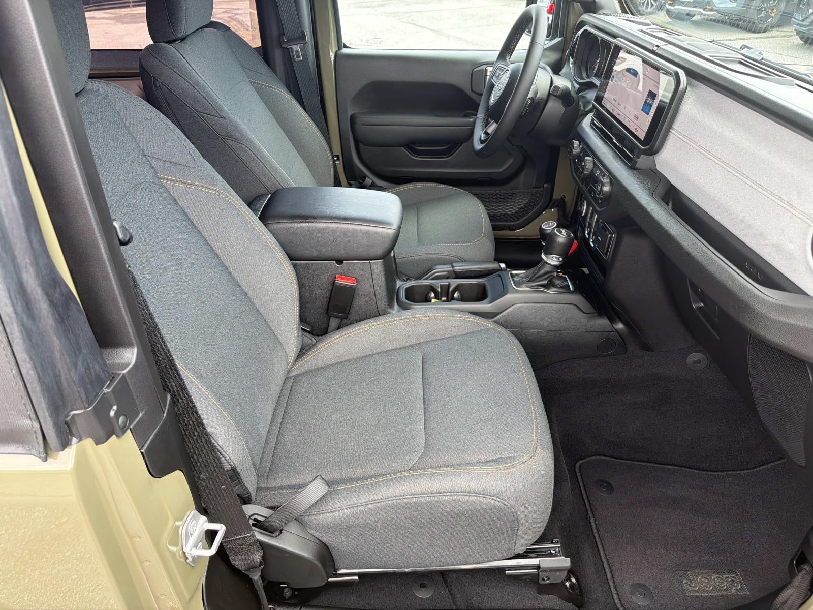 2025 Jeep Wrangler Sport