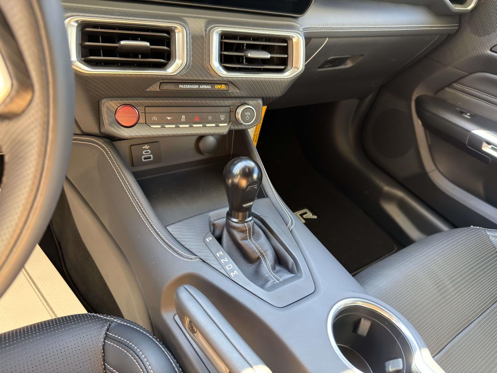 2025 Ford Mustang GT PREMIUM FASTBACK