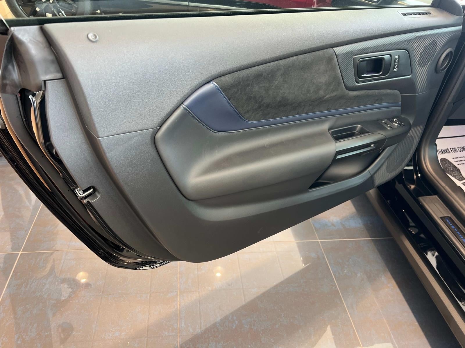 2025 Ford Mustang DARK HORSE FASTBACK