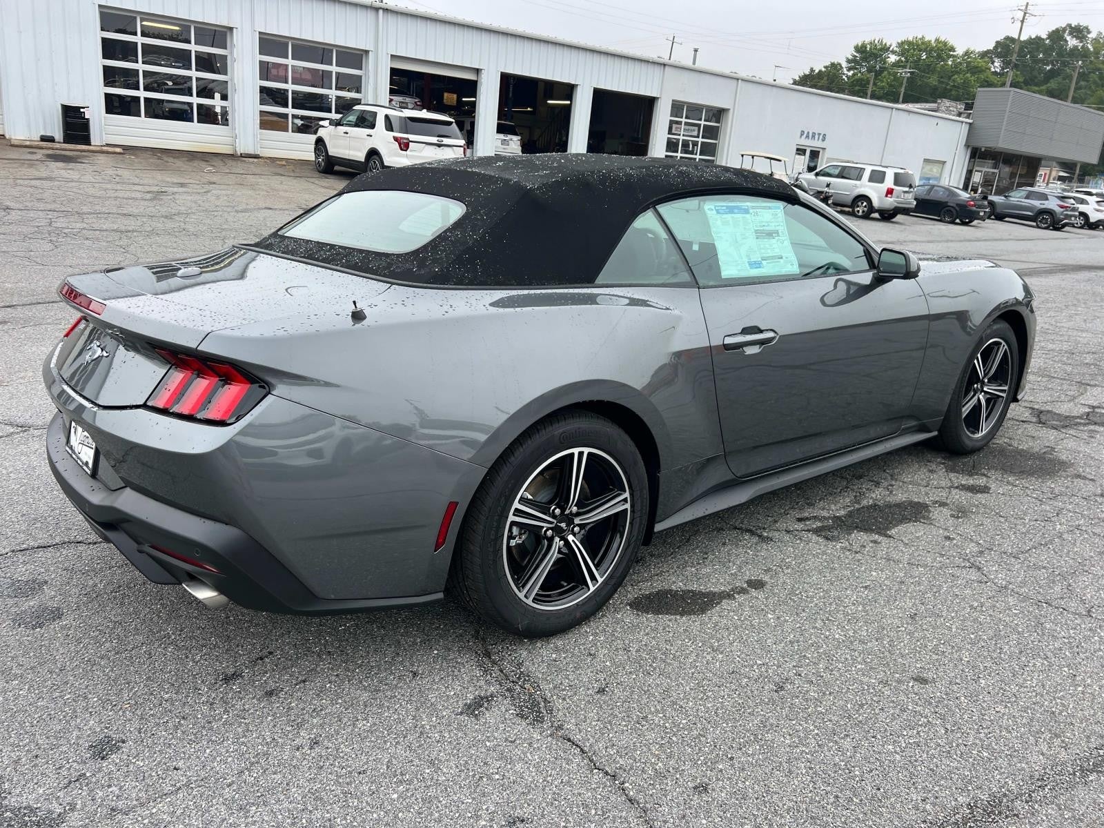 2025 Ford Mustang ECOBOOST CONVERTIBLE