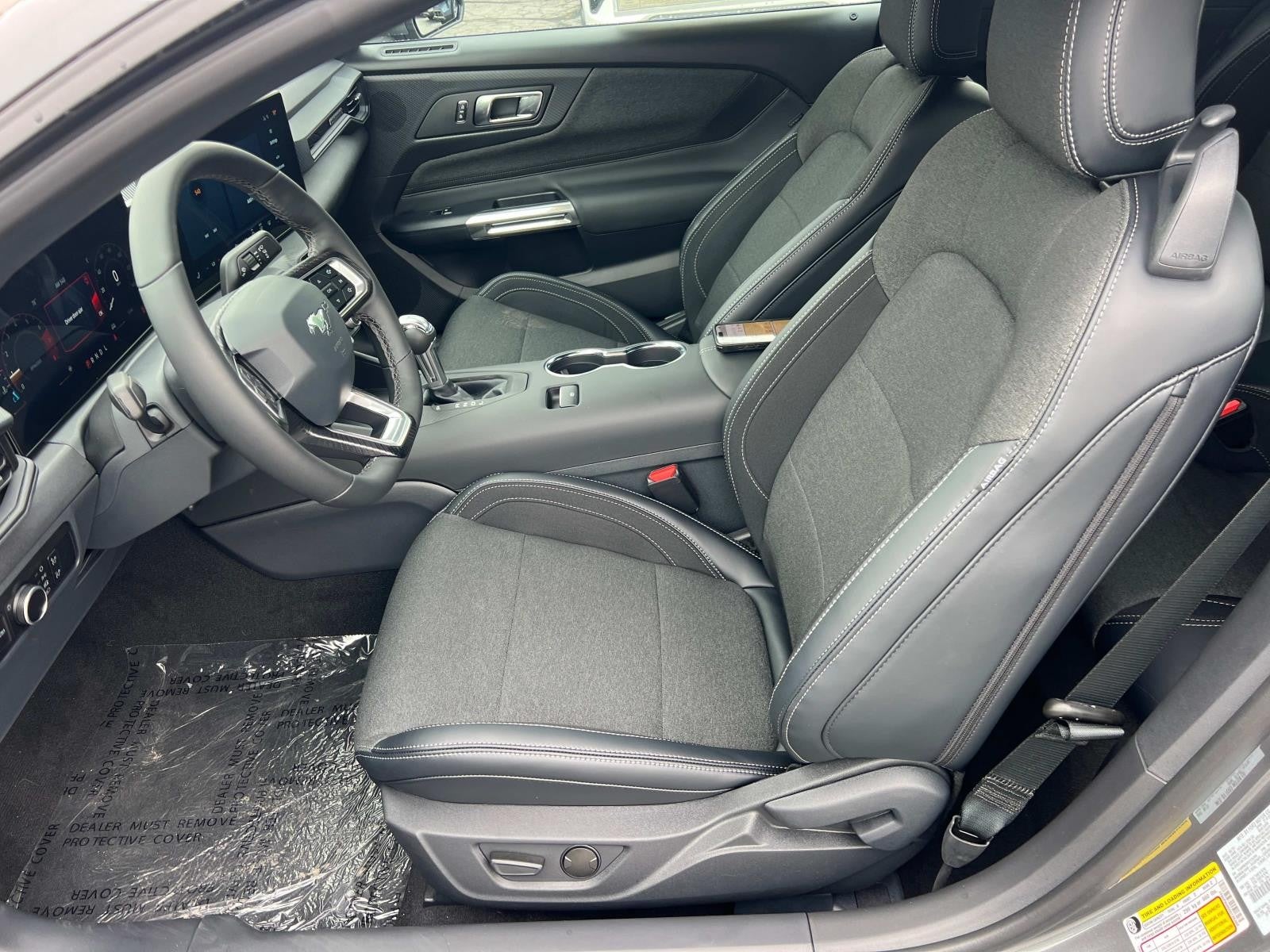 2025 Ford Mustang ECOBOOST CONVERTIBLE